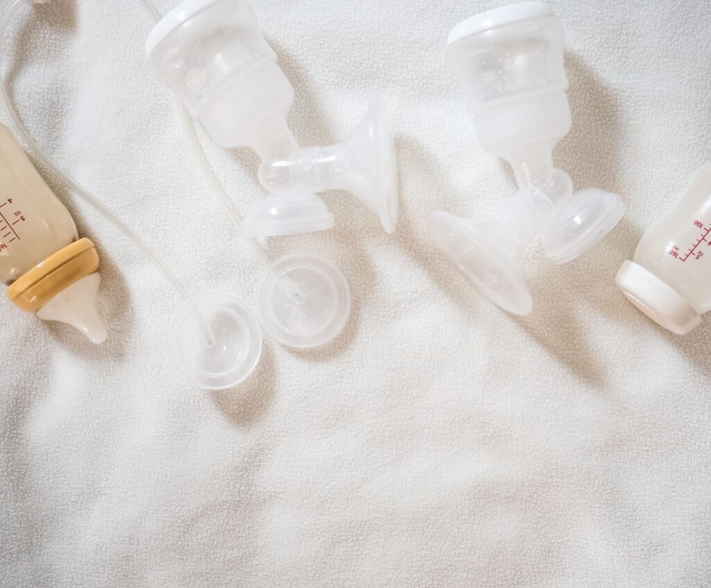10 Tips to Make Breast Milk Pumping Easier and More Efficient