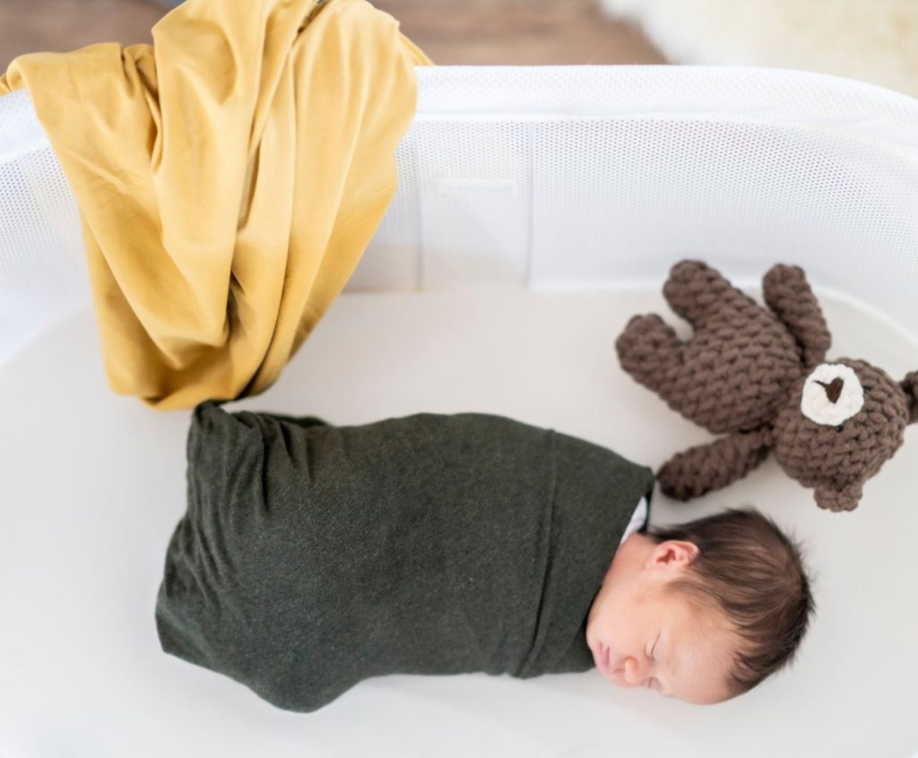 Do You Want to Choose Best and Cribs For Your Family?